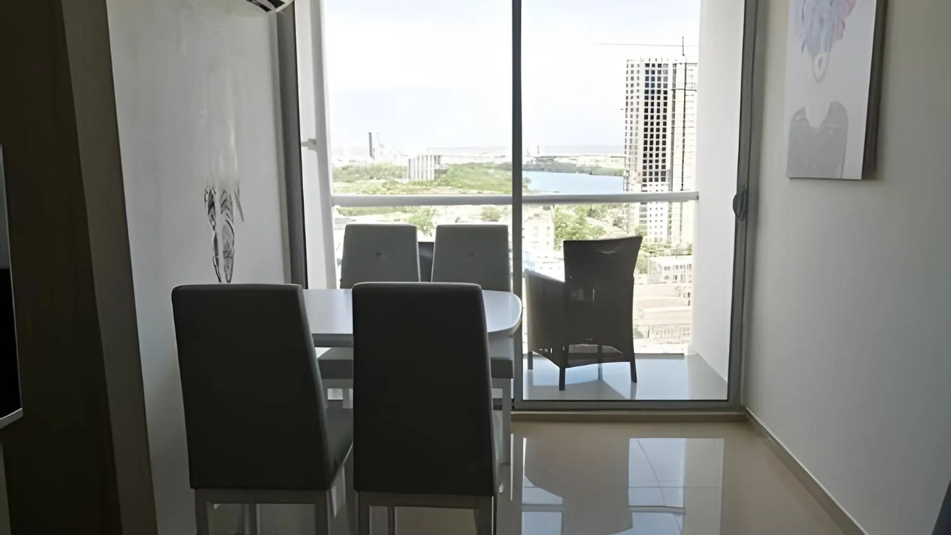 Apartamento A 5 Minutos Del Centro Historico. Cartagena